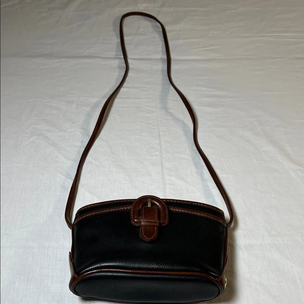Liz Claiborne Black and Brown Zippered Bag with side pocket - Picture 7 of 10